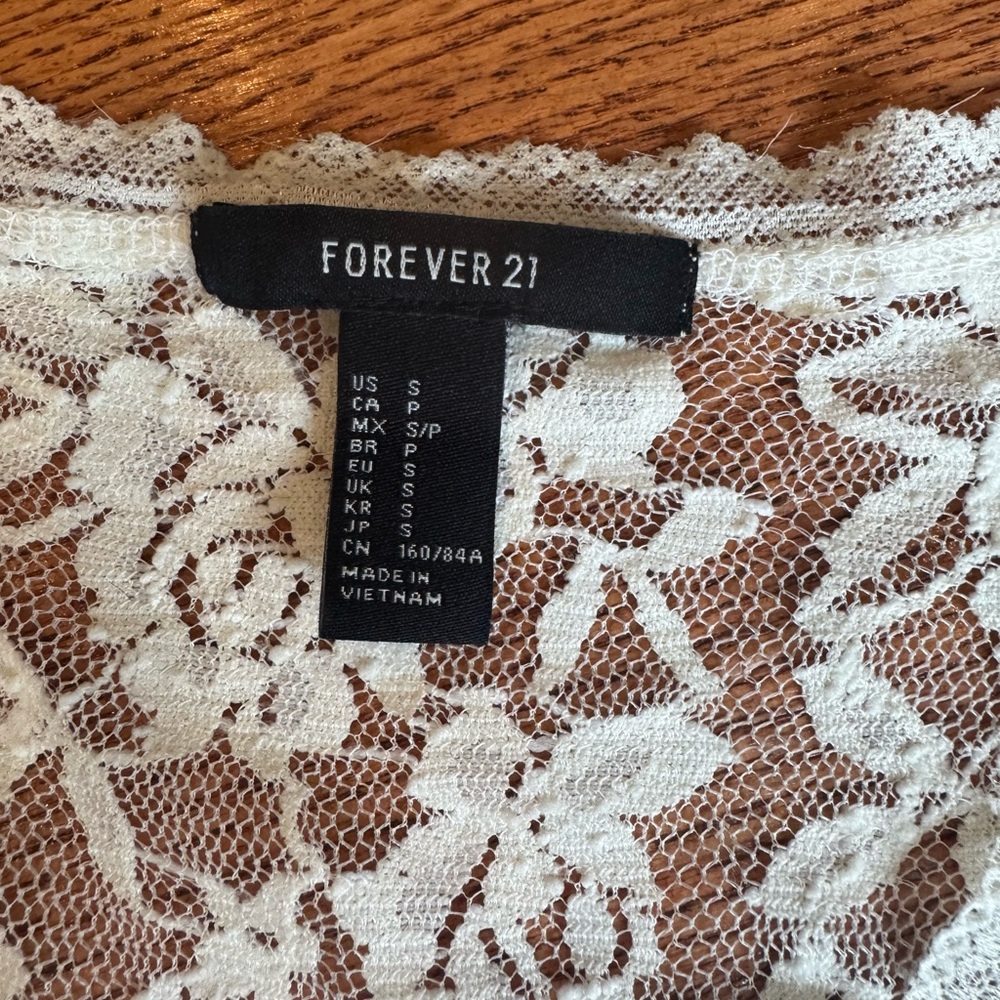 Forever 21 small lace lined dress - Picture 7 of 7